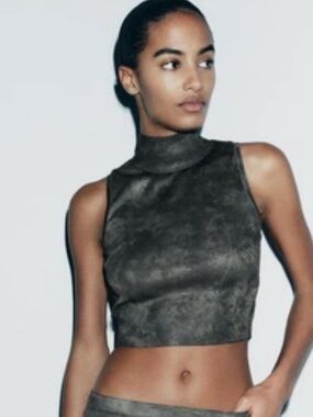 NWT Zara Rib Sleeveless Mock Neck Crop Top in Gray Vintage Wash Size M Camo